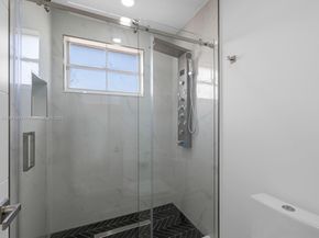2130 NW 184th Way, Pembroke Pines FL 33029