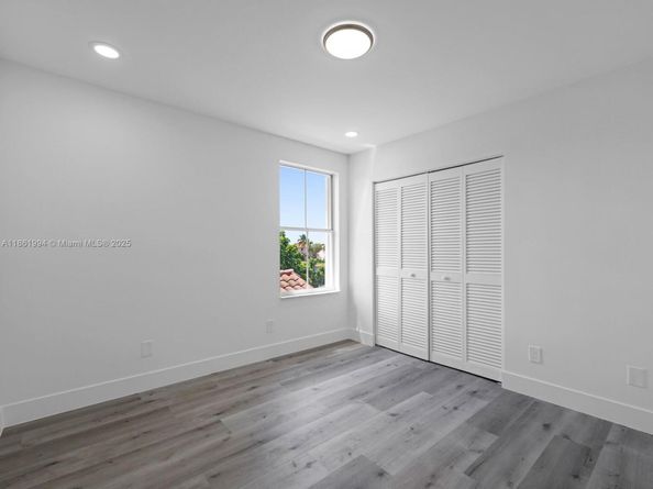 2130 NW 184th Way, Pembroke Pines FL 33029