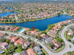 2130 NW 184th Way, Pembroke Pines FL 33029