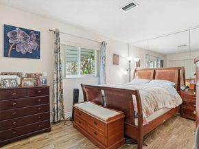 9417 NW 70th Pl, Tamarac FL 33321