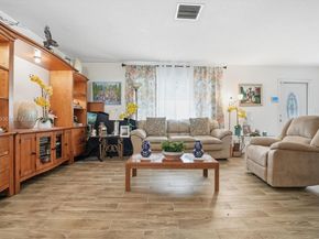 9417 NW 70th Pl, Tamarac FL 33321