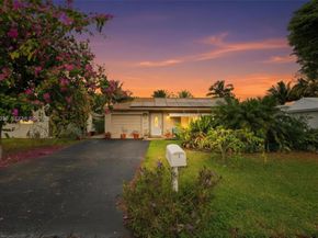 9417 NW 70th Pl, Tamarac FL 33321