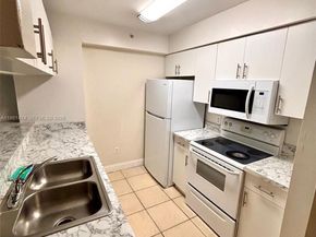 450 S Park Rd 5104, Hollywood FL 33021