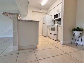 450 S Park Rd 5104, Hollywood FL 33021