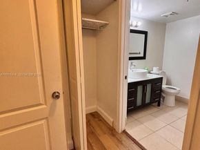 450 S Park Rd 5104, Hollywood FL 33021