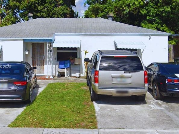 625 NE 130th St, North Miami FL 33161