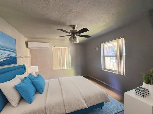 625 NE 130th St, North Miami FL 33161