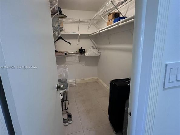 165 SW 130th Ave, Miami FL 33184