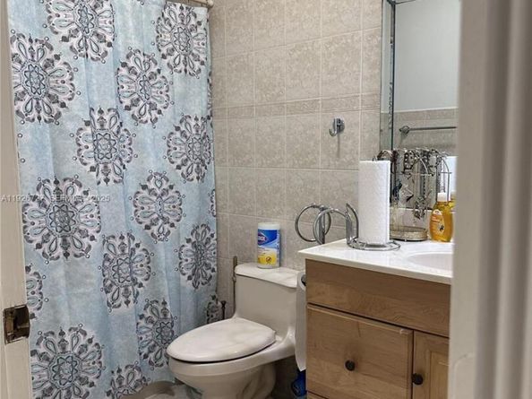 165 SW 130th Ave, Miami FL 33184