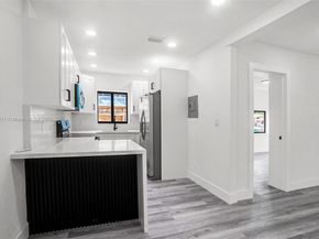 1426 NW 28th St, Miami FL 33142