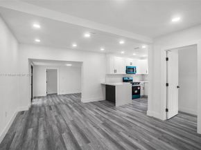 1426 NW 28th St, Miami FL 33142