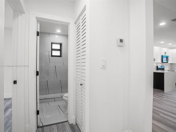 1426 NW 28th St, Miami FL 33142