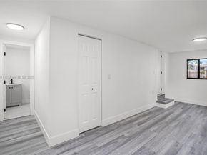 1426 NW 28th St, Miami FL 33142