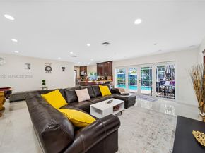 31 SE 12th St, Pompano Beach FL 33060