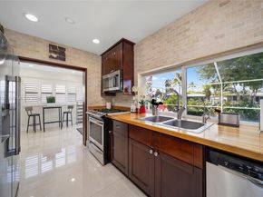 31 SE 12th St, Pompano Beach FL 33060