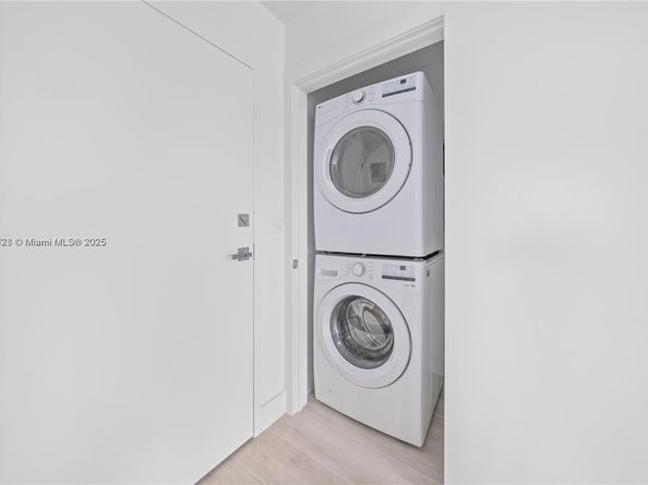 32 NW 14th Ave 103, Miami FL 33125