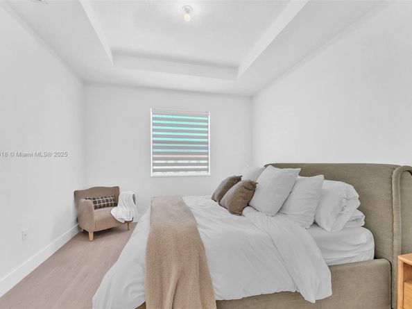 12586 NW 22nd Pl 12586, Miami FL 33167