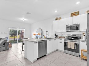12586 NW 22nd Pl 12586, Miami FL 33167