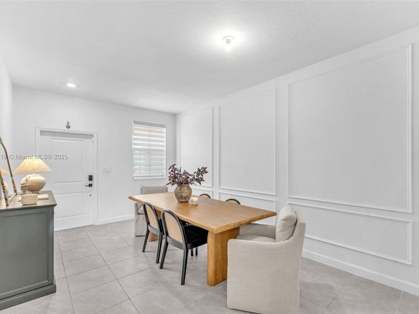 12586 NW 22nd Pl 12586, Miami FL 33167