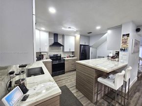 15429 SW 92nd St, Miami FL 33196