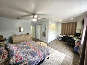 15429 SW 92nd St, Miami FL 33196