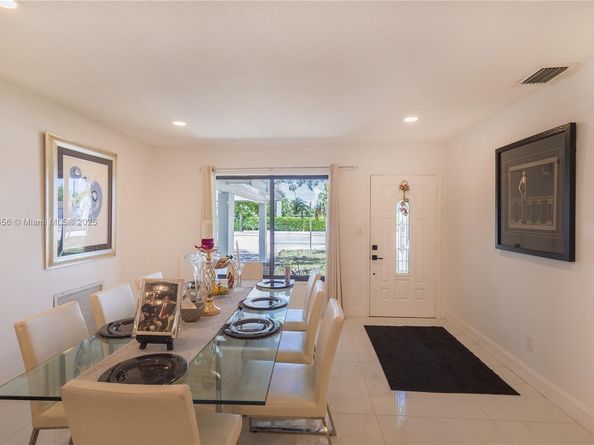 2841 NW 9th Ave, Wilton Manors FL 33311