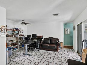 5785 SW 82nd Ave, Miami FL 33143