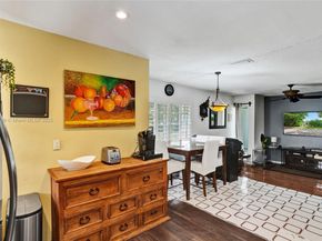 5785 SW 82nd Ave, Miami FL 33143