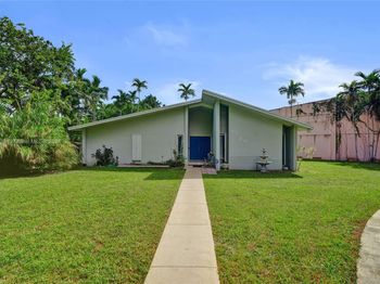 5785 SW 82nd Ave