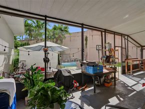 5785 SW 82nd Ave, Miami FL 33143