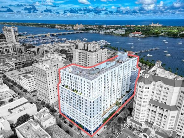 255 Evernia St 1421, West Palm Beach FL 33401