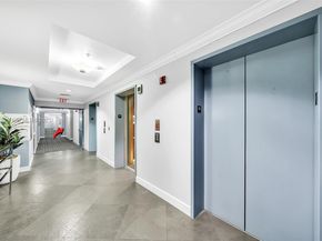 255 Evernia St 1421, West Palm Beach FL 33401