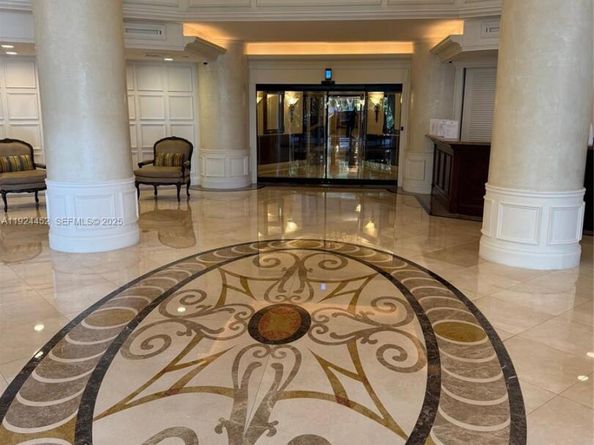 3530 Mystic Pointe Dr 1212, Aventura FL 33180