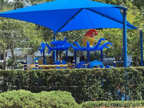 3530 Mystic Pointe Dr 1212, Aventura FL 33180