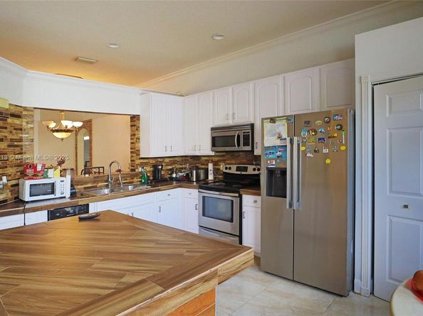 13463 SW 27th St, Miramar FL 33027