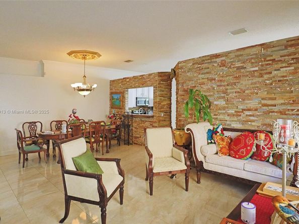 13463 SW 27th St, Miramar FL 33027