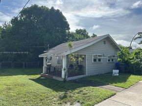 423 S 24th Ave, Hollywood FL 33020
