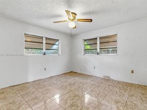 7749 Fairway Blvd, Miramar FL 33023