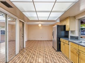 7749 Fairway Blvd, Miramar FL 33023