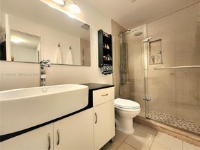 2030 S Ocean Dr Penthouse 2204, Hallandale Beach FL 33009