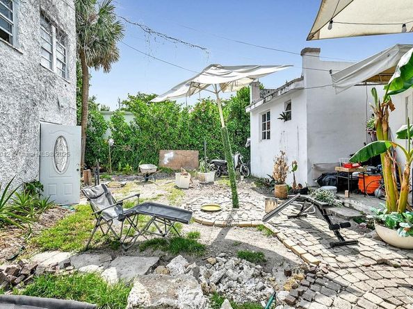 455 NE 63rd St, Miami FL 33138