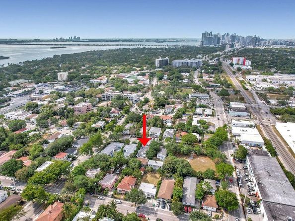 455 NE 63rd St, Miami FL 33138