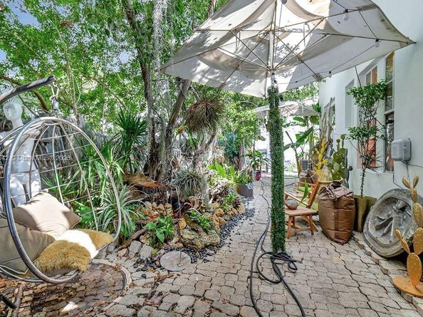 455 NE 63rd St, Miami FL 33138