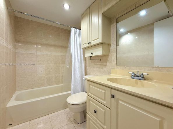 8550 N Sherman Cir 507, Miramar FL 33025
