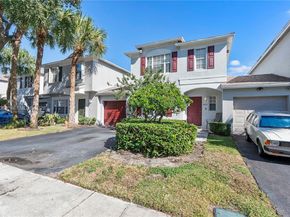 6004 Red Plum Ct, Tamarac FL 33321