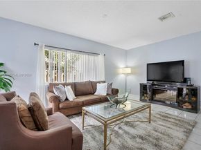 6004 Red Plum Ct, Tamarac FL 33321