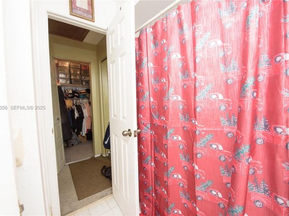 19224 SW 122nd Ct, Miami FL 33177