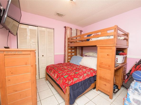 19224 SW 122nd Ct, Miami FL 33177