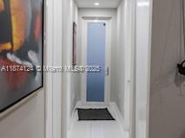 10255 NW 63 Ter 104, Doral FL 33178