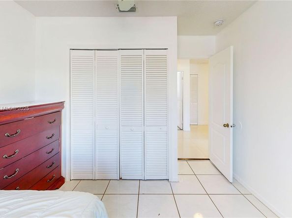 13829 SW 157th Ter, Miami FL 33177